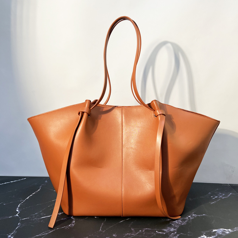 Moktan Sabai Large Adjustable Strap Tote Handbag