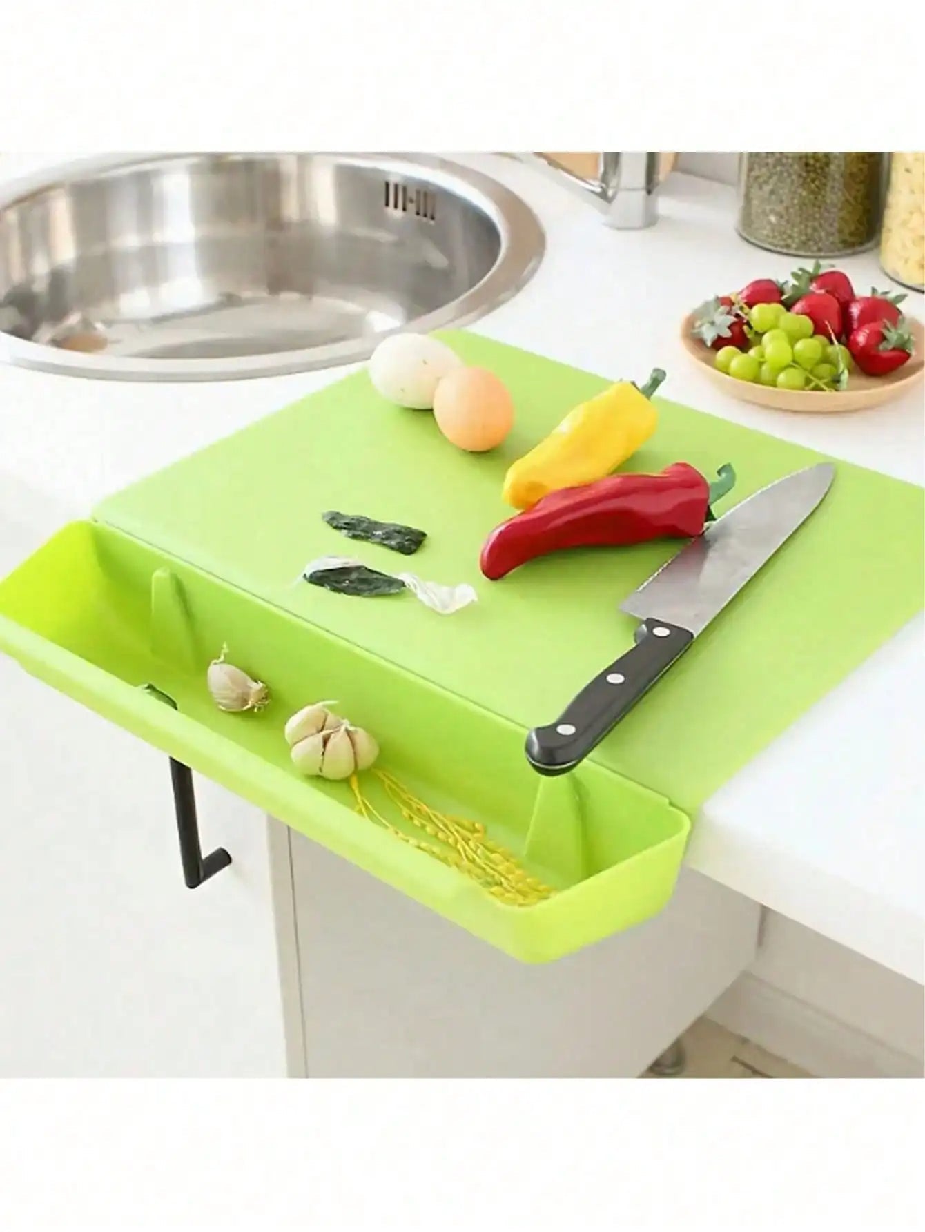 Moktan Sabai 2-in-1 Cutting Board with Removable Tray – Food Prep Board with Scrap Collector