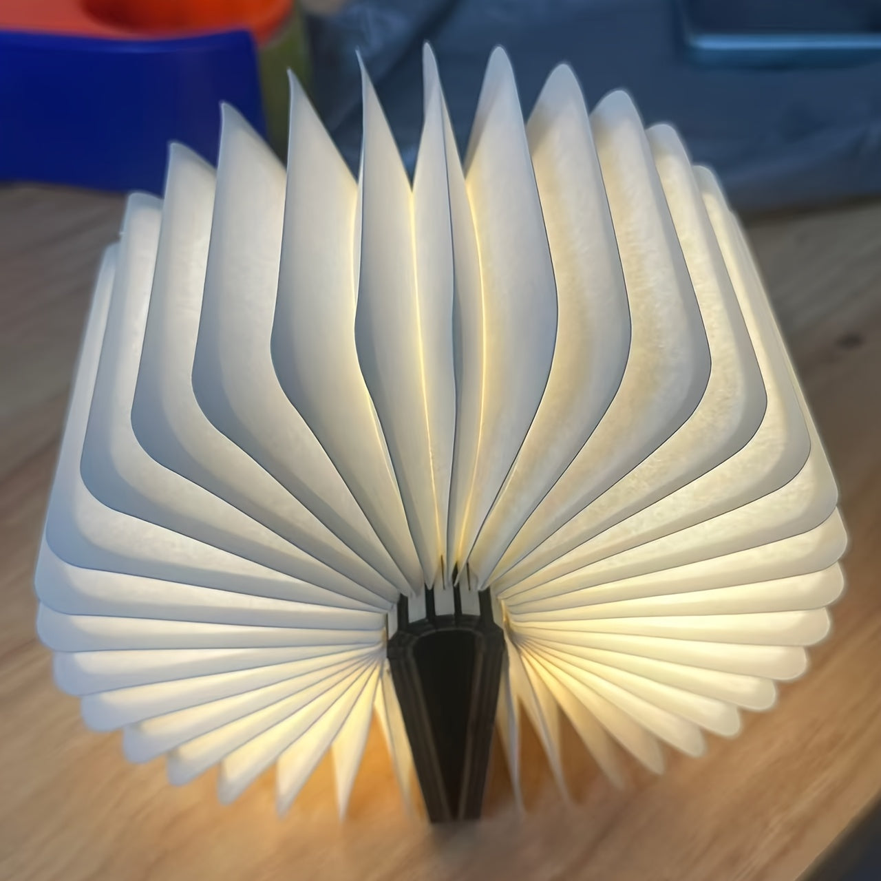 Moktan Sabai Folding Book Lamp – Rechargeable LED Bedside Light, 3-Color Portable Night Light