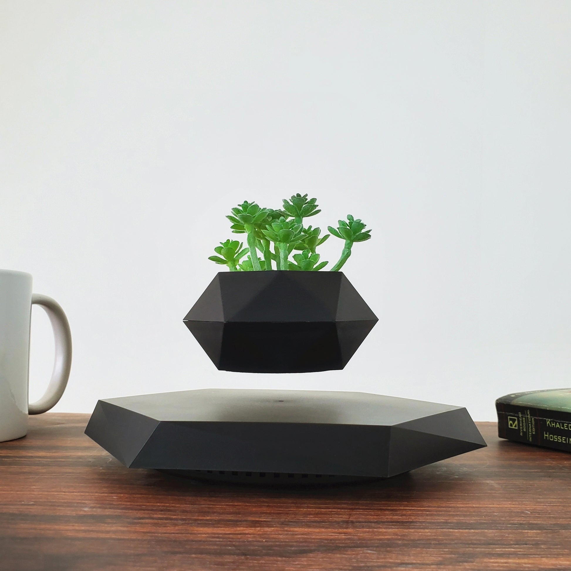 Moktan Sabai Magnetic Levitating Plant Pot – Rotating Floating Geometric Bonsai Planter Indoor