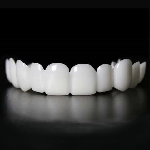 Moktan Sabai LumaGrin Snap-On Veneers Upper & Lower Teeth, Removable Smile Cover Upper Teeth