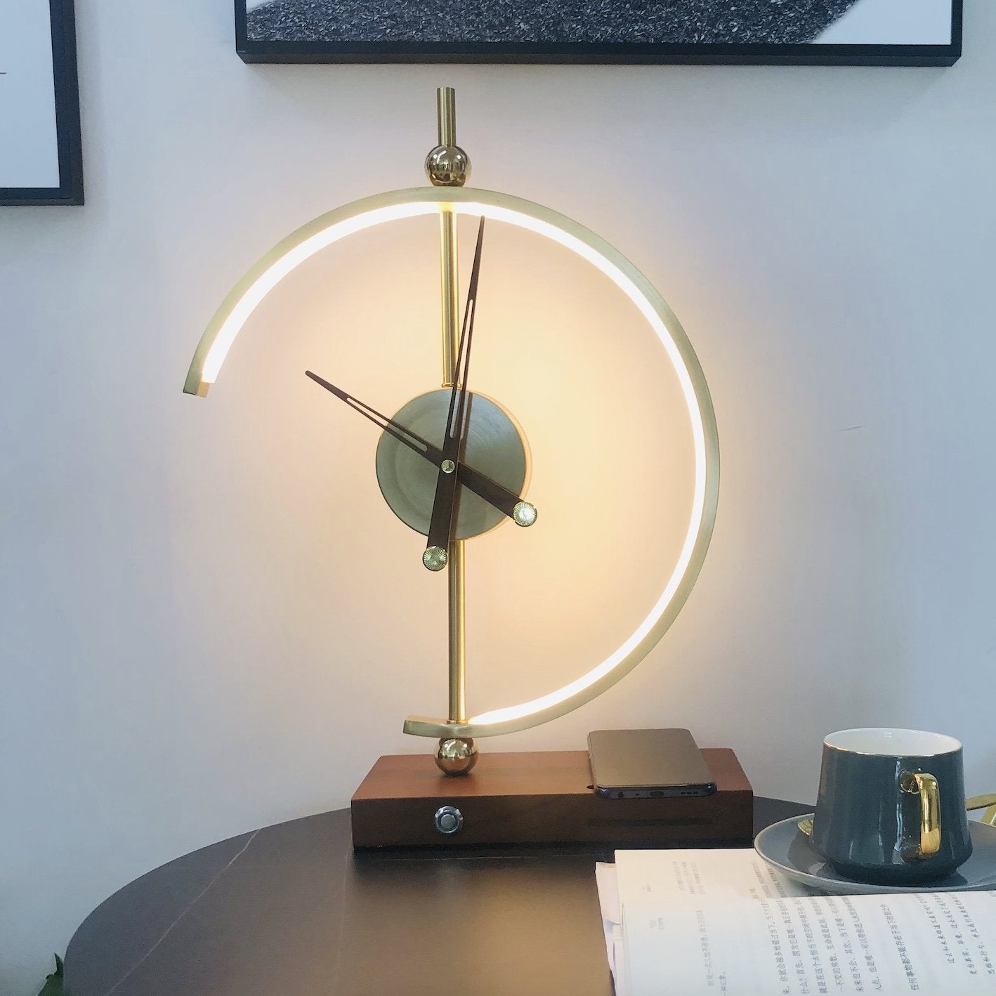 Moktan Sabai NagoyaLight LED Table Lamp – Wireless Charging Clock Dimmable Desk Lamp