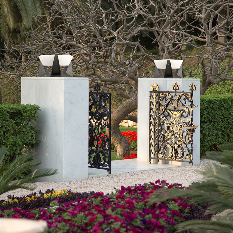 Moktan Sabai LED Outdoor Post Light for Entrance Pathway Garden
