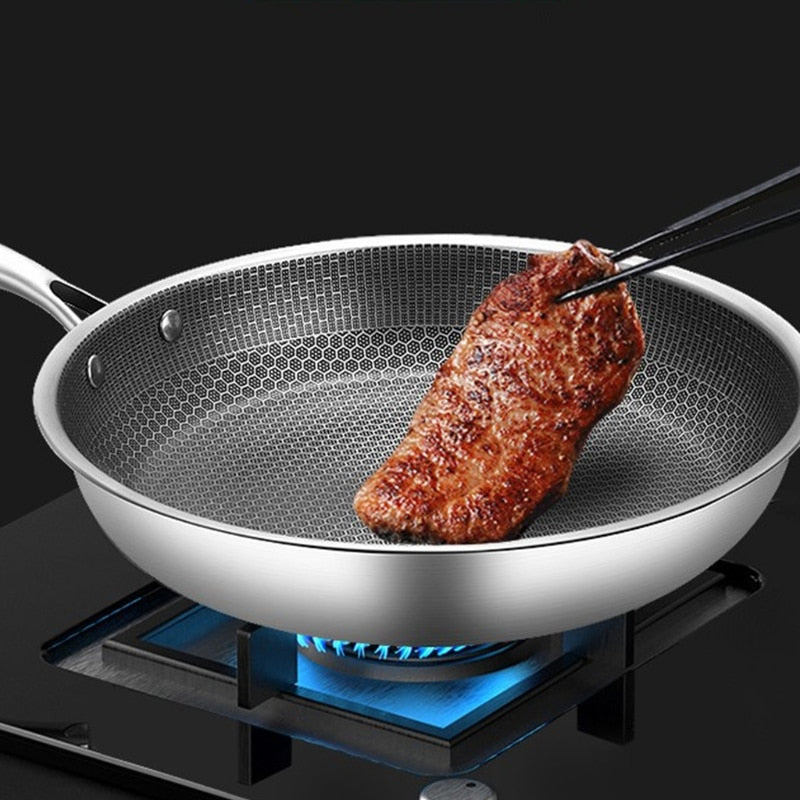 Moktan Sabai ChefSeries | Stainless Steel Frying Pan with Honeycomb Texture | Scratch-Resistant Non-Stick Coating for Even Cooking 30cm