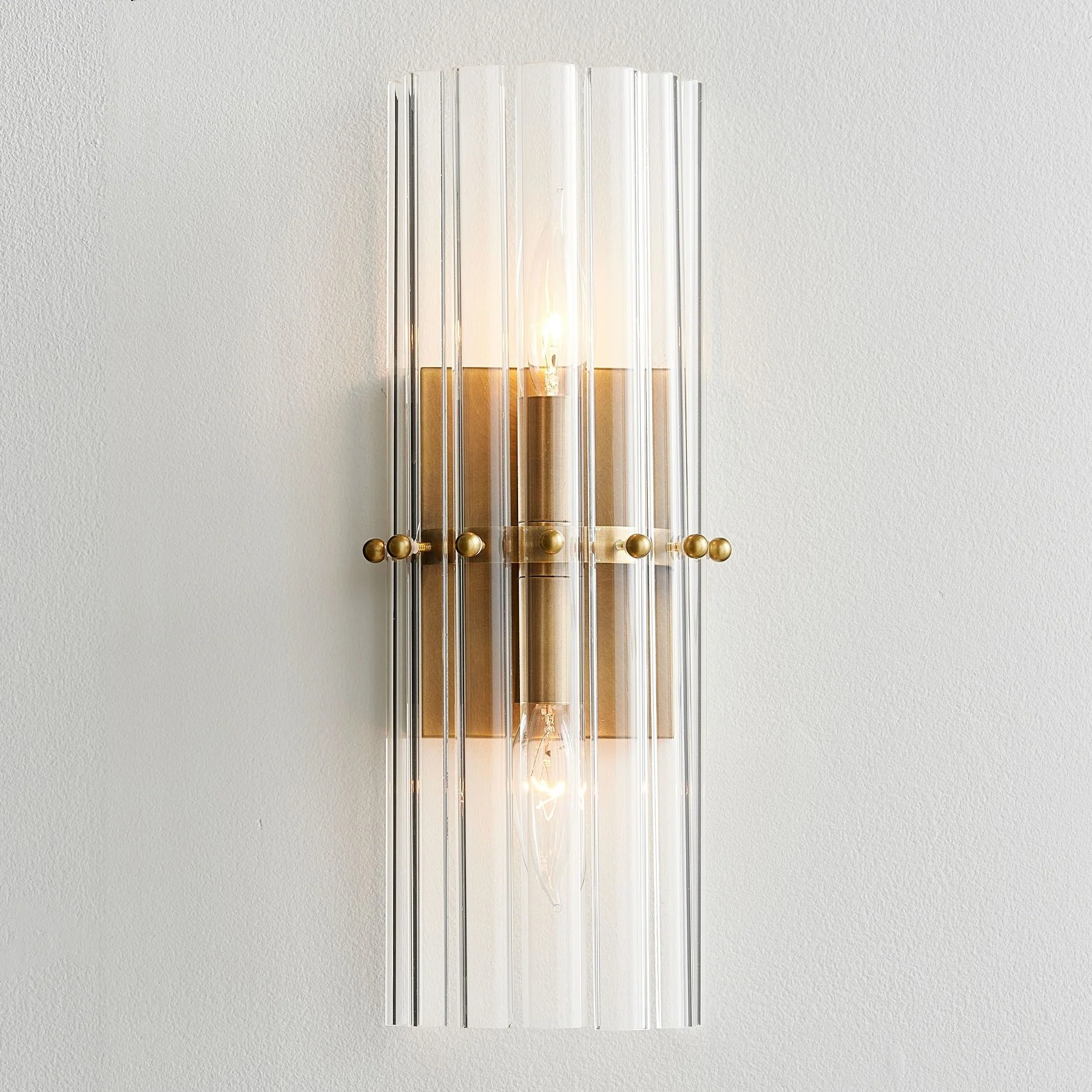 Moktan Sabai Vintage Style Crystal Wall Light