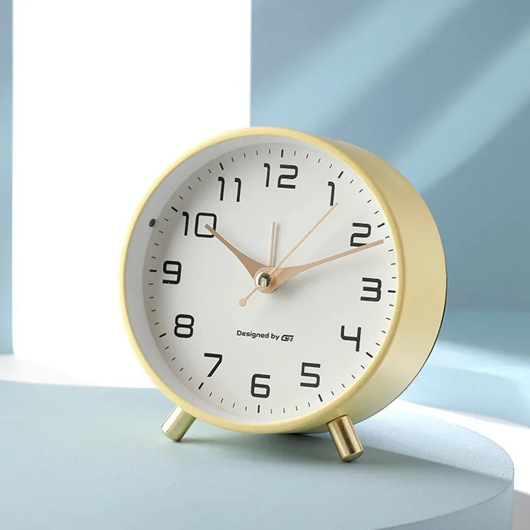 Moktan Sabai Scandinavian Silent Table Clock Modern Metal Glass Battery Operated Desk Clock Yellow