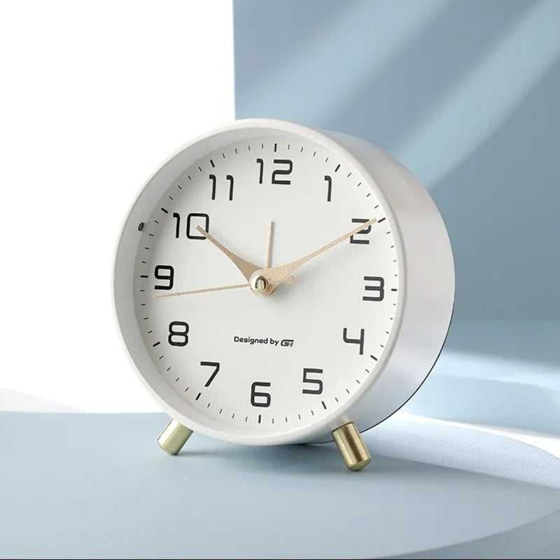 Moktan Sabai Scandinavian Silent Table Clock Modern Metal Glass Battery Operated Desk Clock