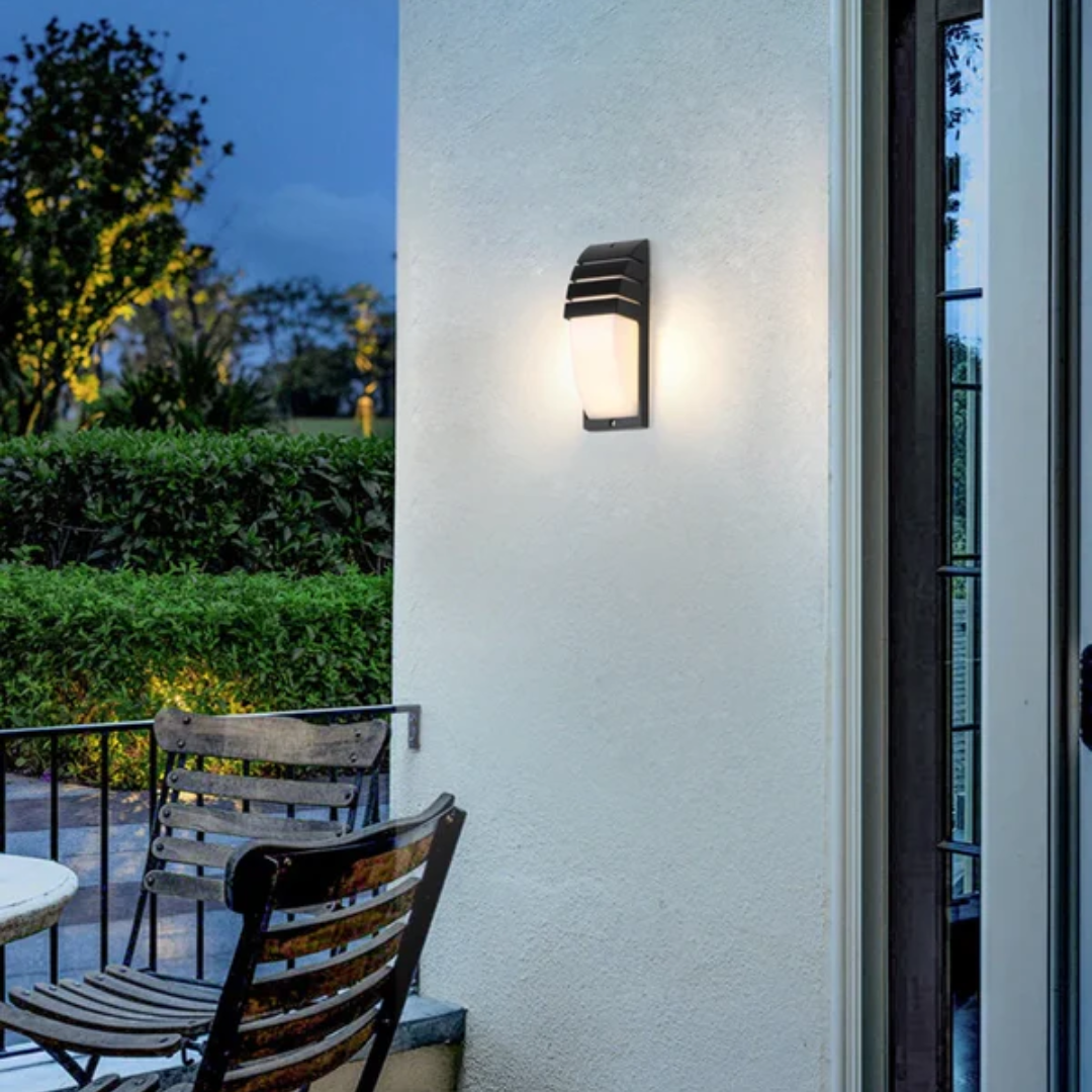Moktan Sabai Outdoor LED Wall Light with Motion Sensor IP65 Waterproof Black