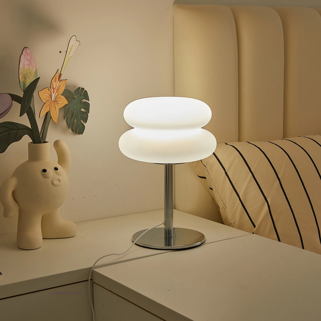 Creamy Style Bedside Table Lamp USB Plug 3 Color Dimmable Living Room Light