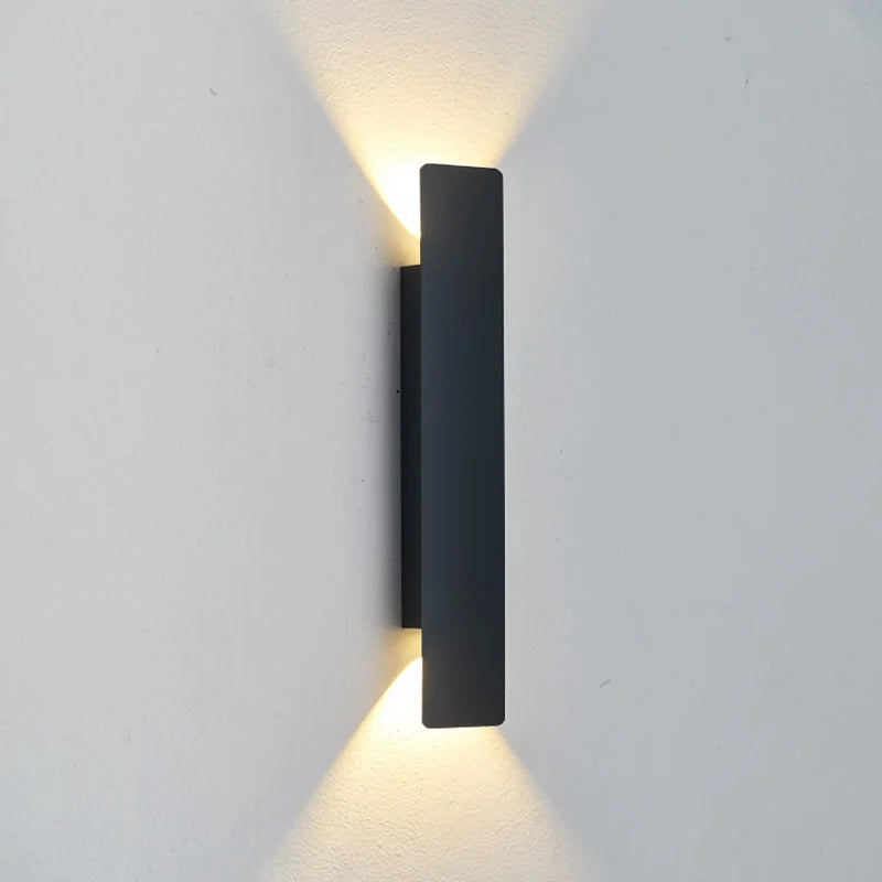 Moktan Sabai Outdoor Waterproof Wall Light – 18W LED Black Aluminum Exterior Lamp for Bedroom