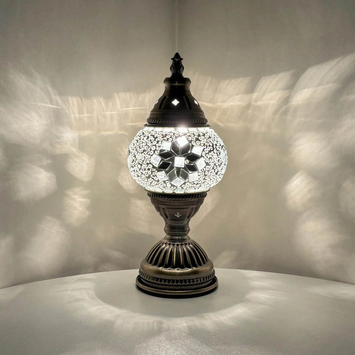 Moktan Sabai DIY Mosaic Table Lamp Kit Handmade Craft Night Light Parent Child Activity S6 ( light source)