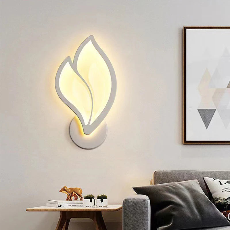 Moktan Sabai Modern LED Wall Lamp – Luxury Indoor Light for Living Room & Bedside Wall Decor