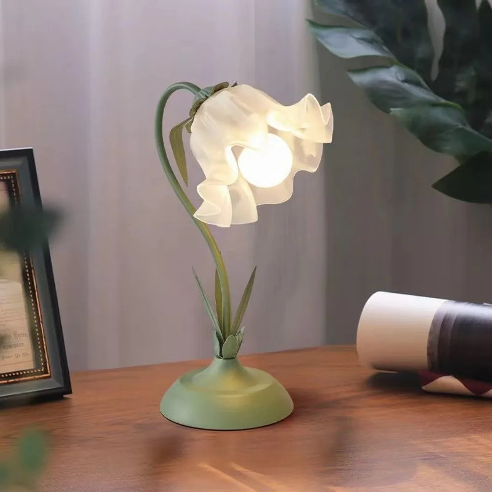 Moktan Sabai Vintage Floral LED Table Lamp Three Speed Touch Bedside Night Light Decor Green