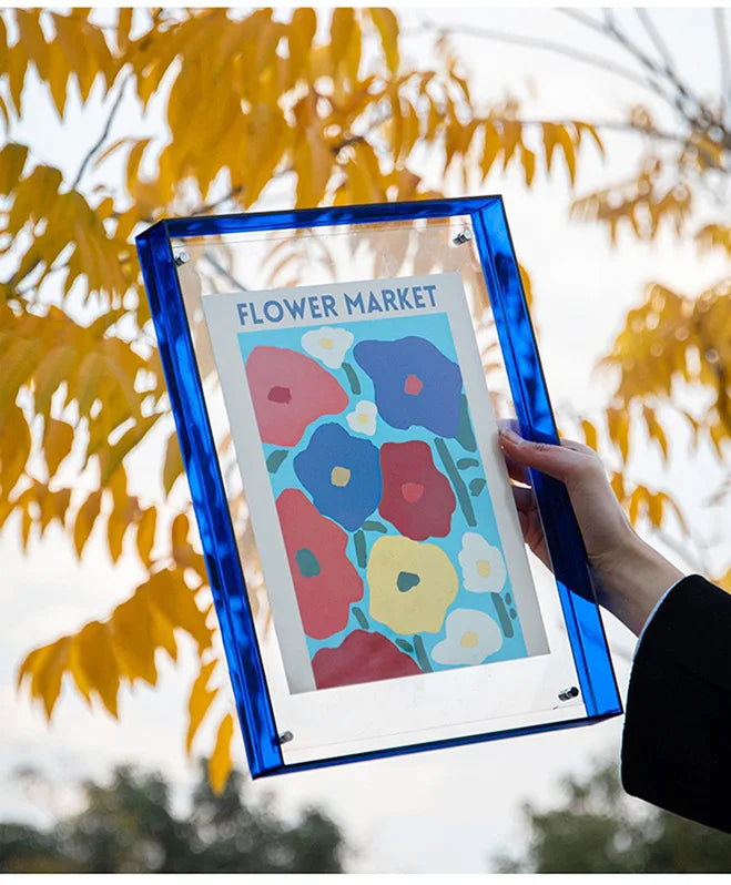 Moktan Sabai Acrylic Floating Frame | Transparent Photo Display