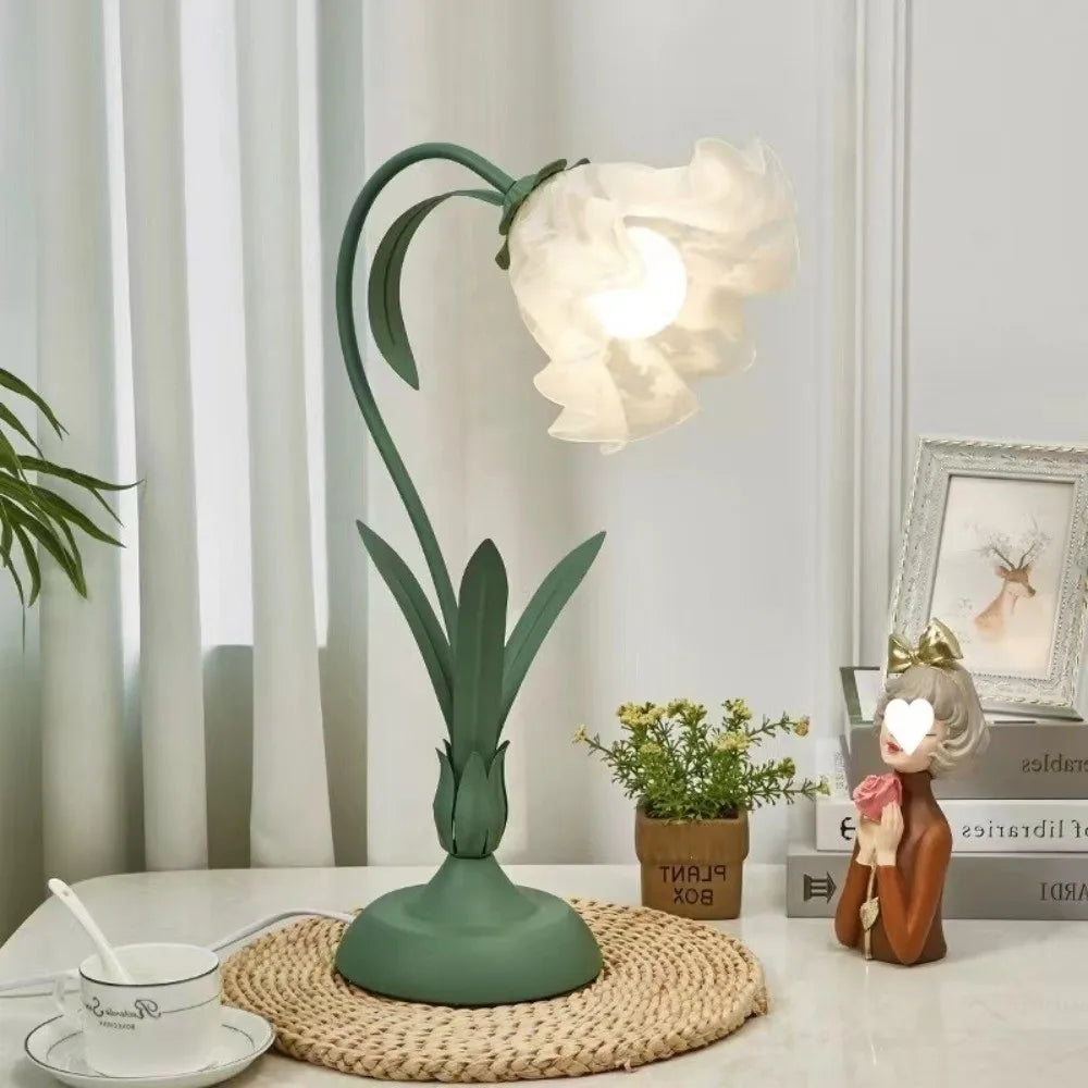 Moktan Sabai Vintage Floral LED Table Lamp Three Speed Touch Bedside Night Light Decor