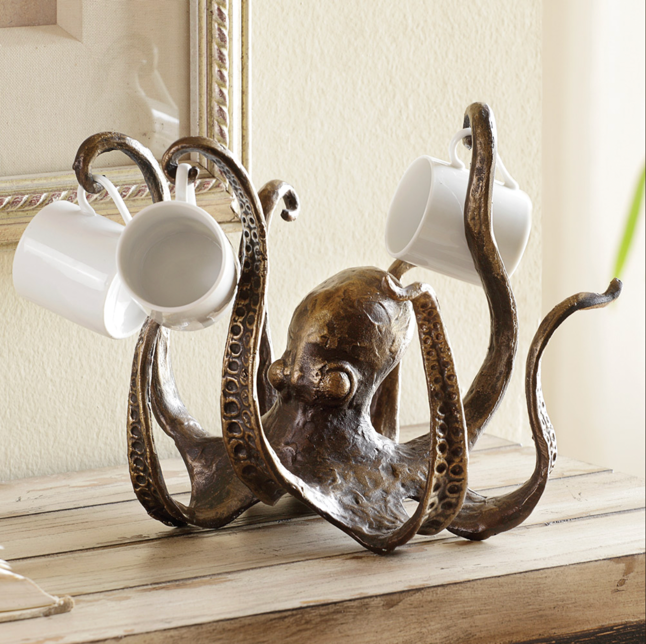 Moktan Sabai Octopus Mug Holder Stand Nautical Coffee Cup Rack Holds 8 Mugs