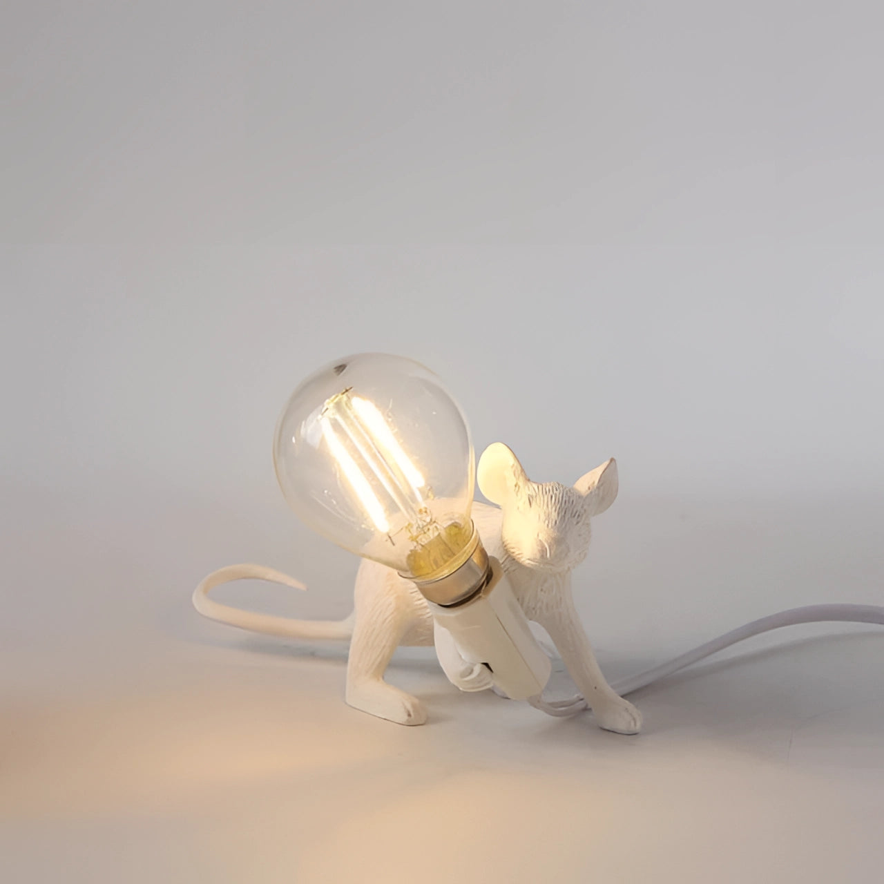 Moktan Sabai Gold Mouse Table Lamp Animal Shaped Desk Light Quirky Home Decor White squatted