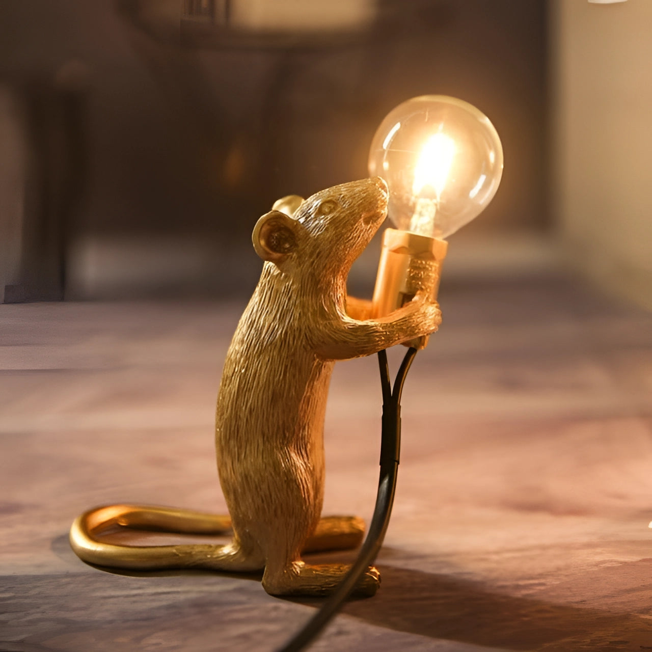Moktan Sabai Gold Mouse Table Lamp Animal Shaped Desk Light Quirky Home Decor Gold Standing