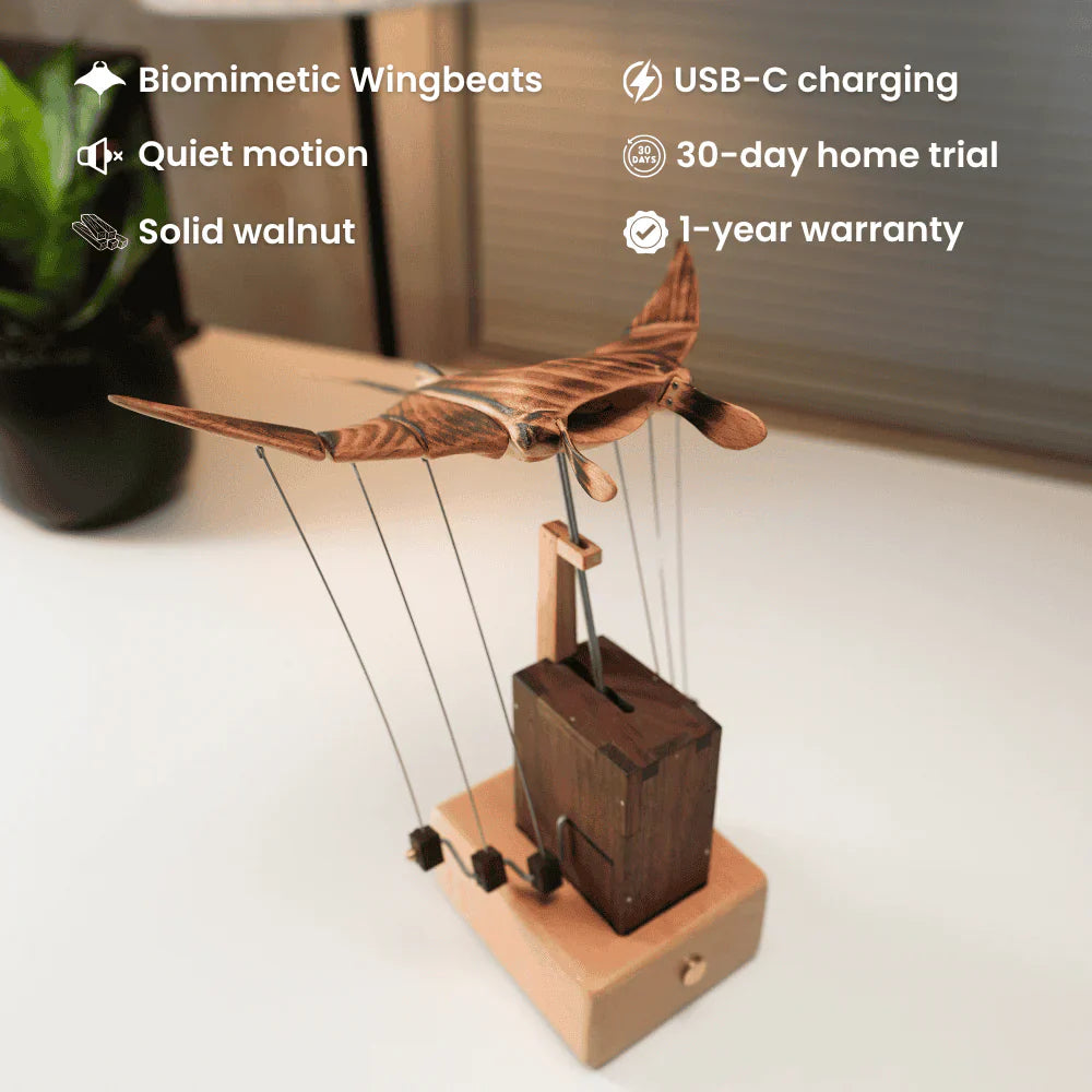 Moktan Sabai Artisan Wooden Manta Ray Automaton Retro Kinetic Desk Display Sculpture