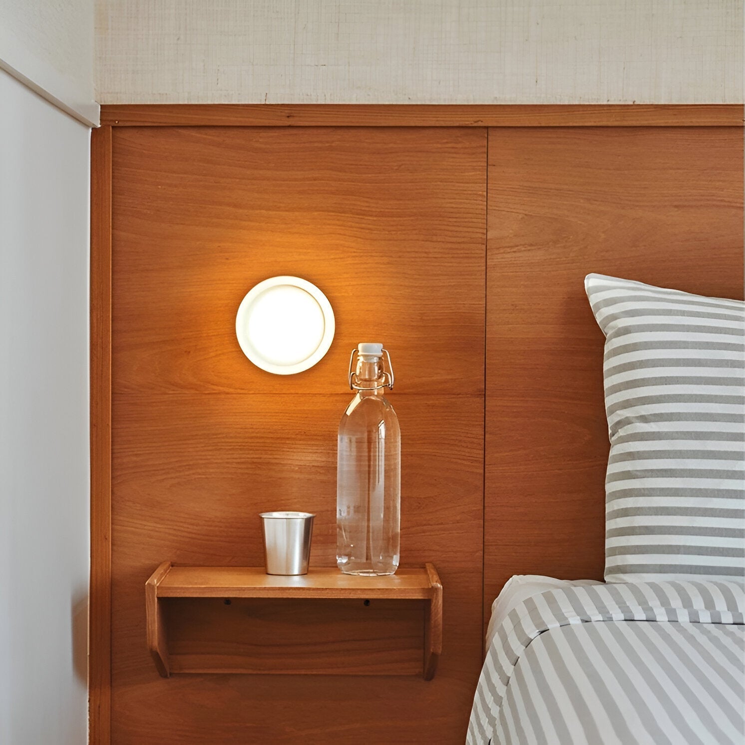 Moktan Sabai Nordic Acrylic Dimple LED Wall Sconce 1-Light 3-Color Adjustable