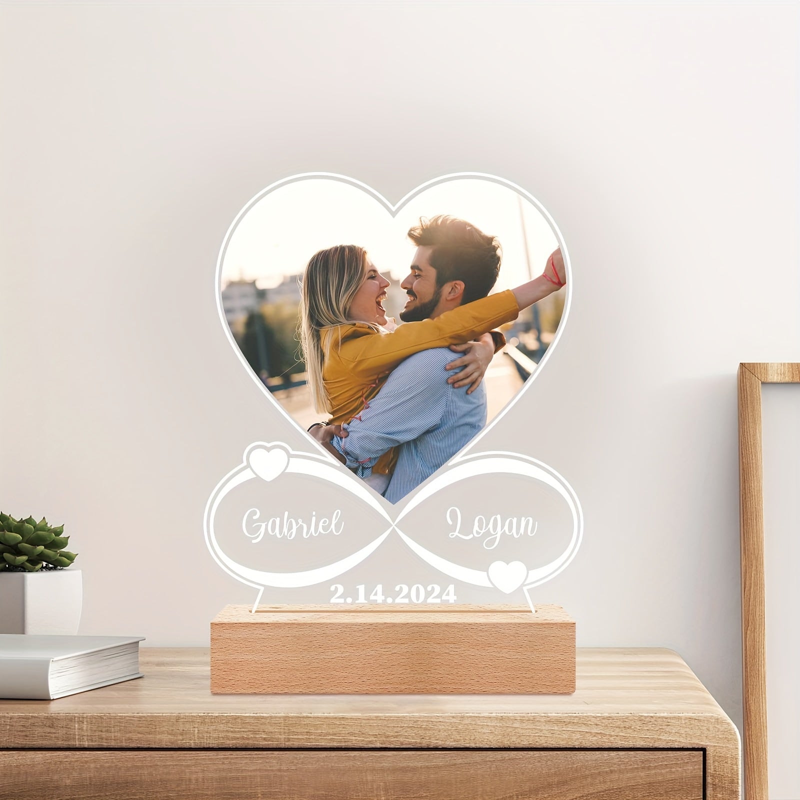 Moktan Sabai Custom LED Photo Night Light – Personalized Acrylic Picture Frame Gift for Loved Ones
