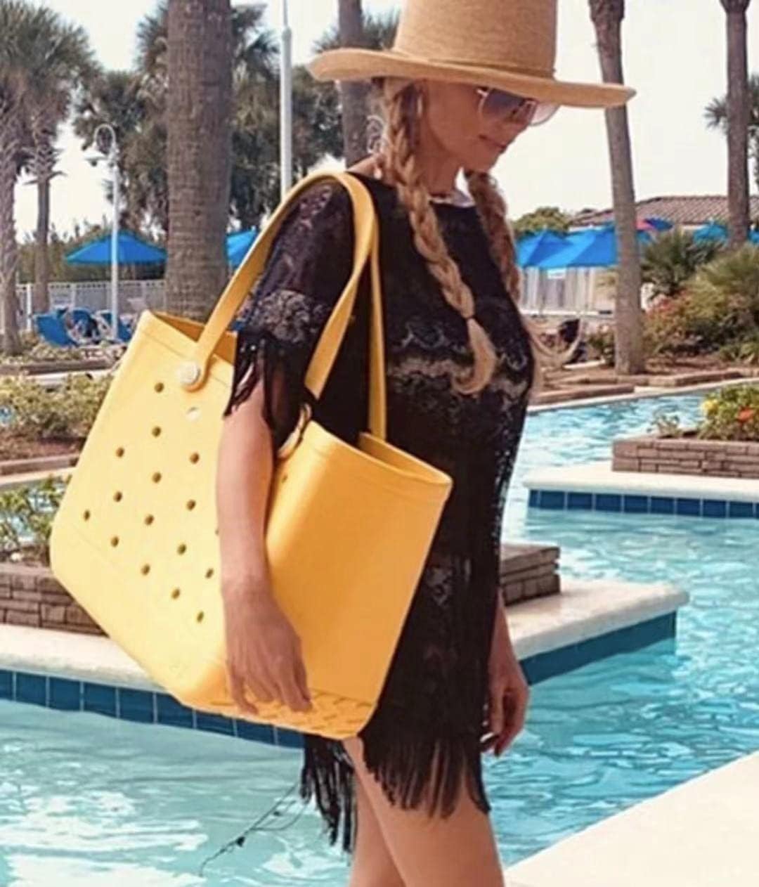 Moktan Sabai Waterproof EVA Beach Tote Bag Large Sandproof Washable Travel Carryall