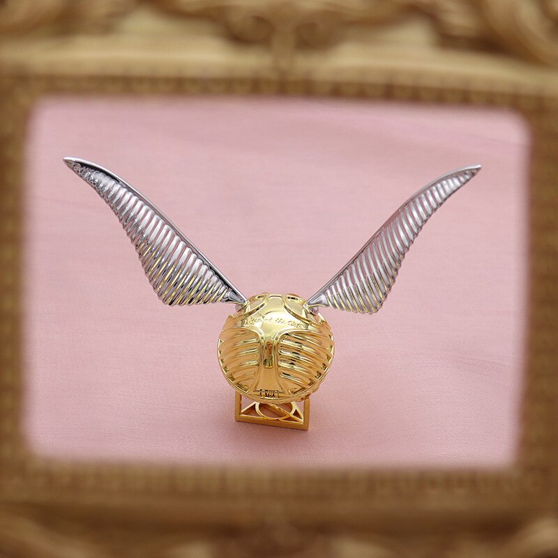 Moktan Sabai Golden Snitch Style Ring Box Gold Plated Jewelry Ring Holder Gift Box Silver Wing 2