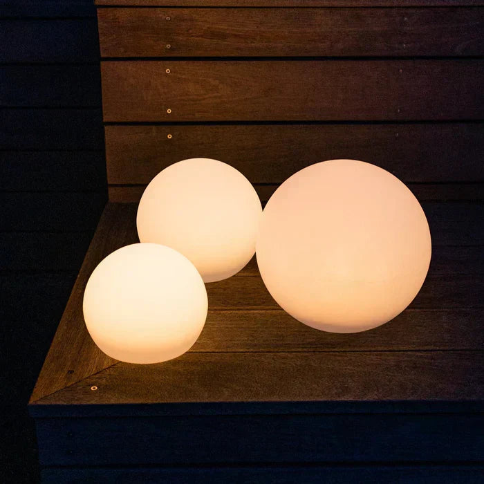Moktan Sabai Modern PE Globe Outdoor Garden Light | Rechargeable 16 Color LED Outdoor Lamp