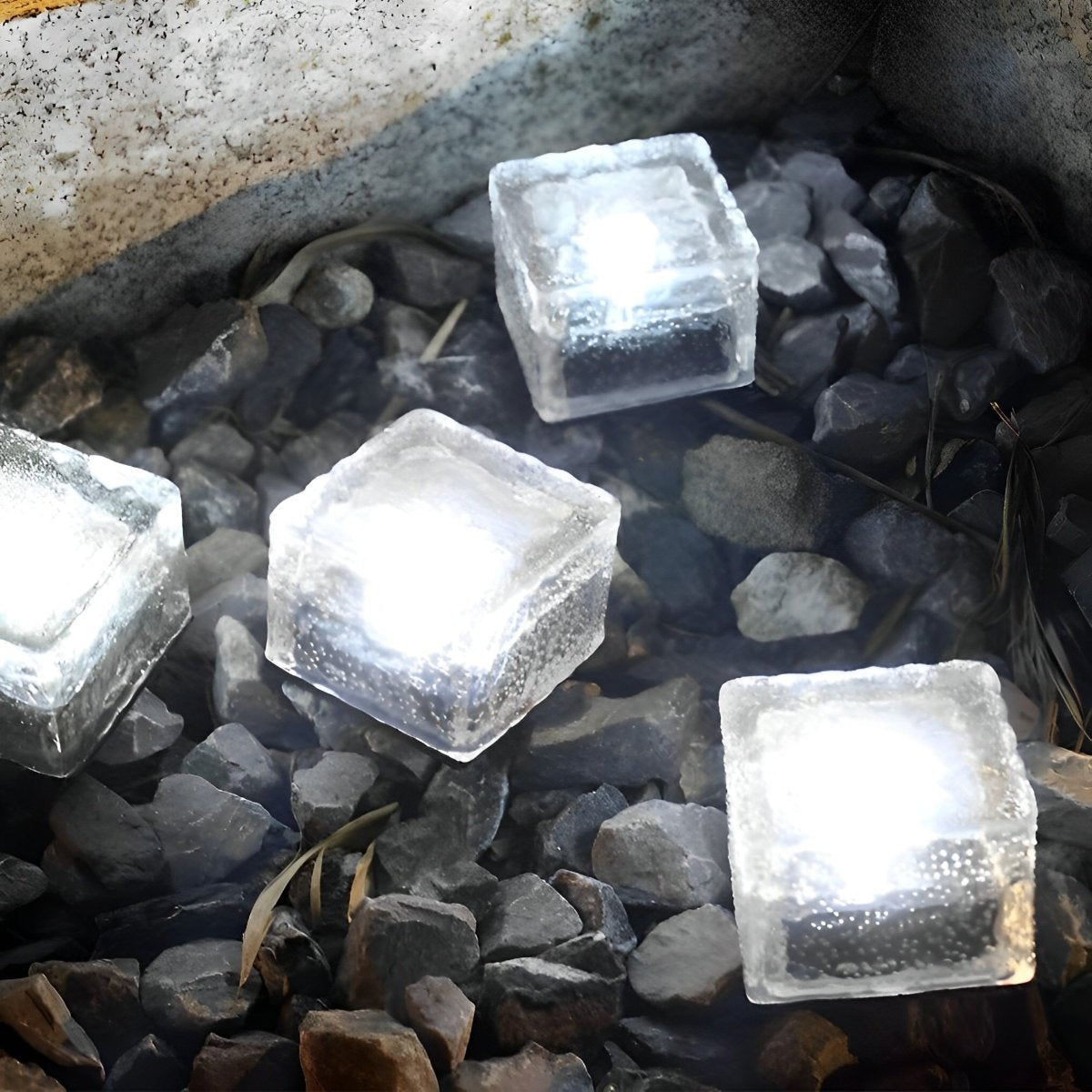 Moktan Sabai Solar Ice Brick LED Garden Light Waterproof Outdoor Path Light
