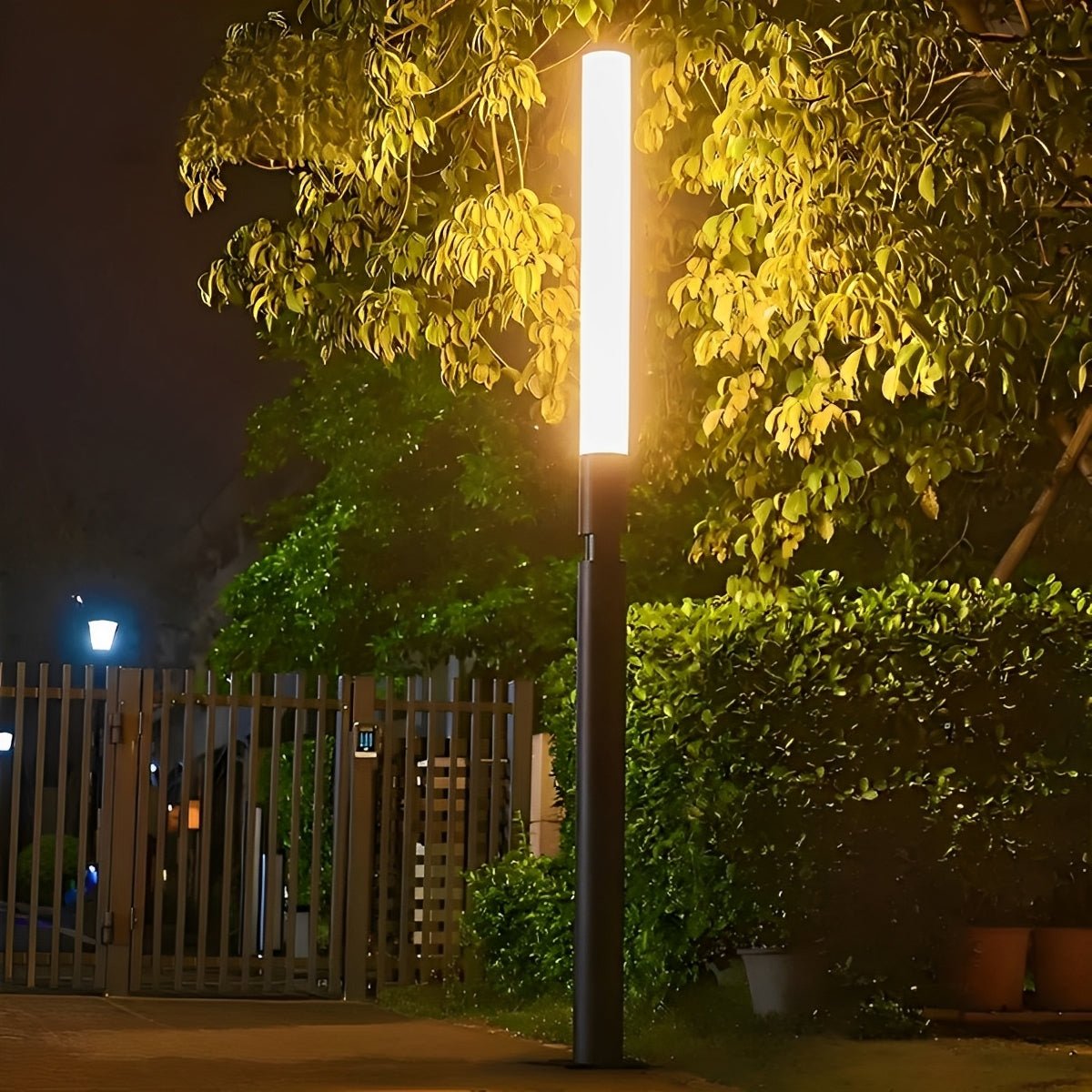 Moktan Sabai Modern LED Outdoor Post Light IP55 Aluminum Pillar Lawn Lamp 79''
